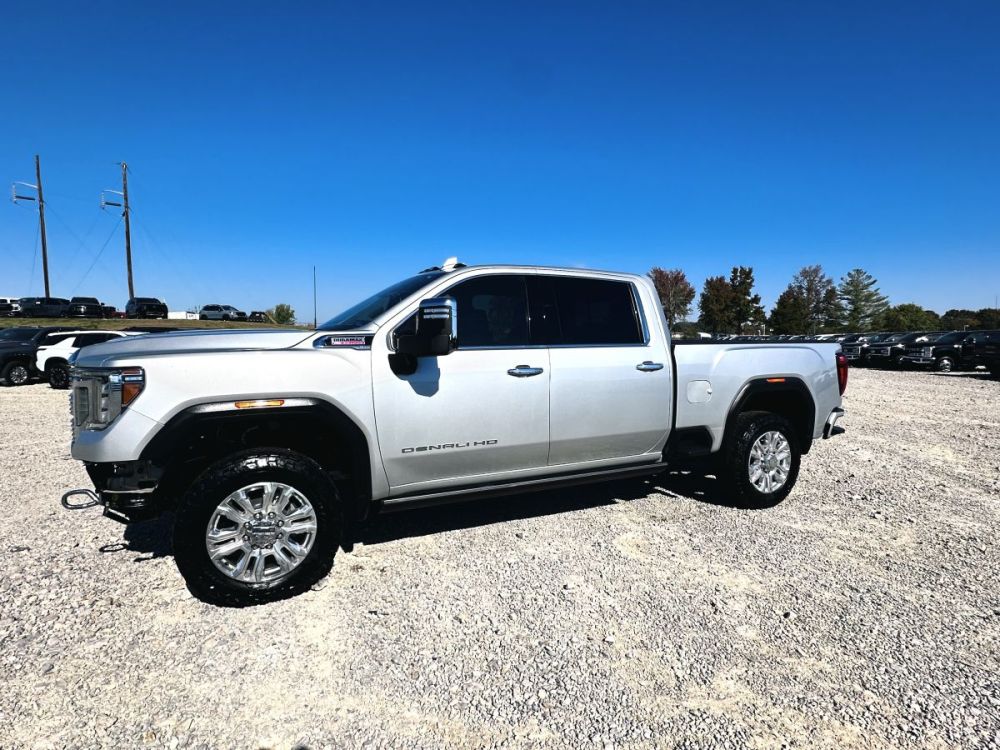 2022 GMC Sierra 2500HD Denali 4X4 - CLEAR TITLE - GOOD AIRBAGS - photo 1