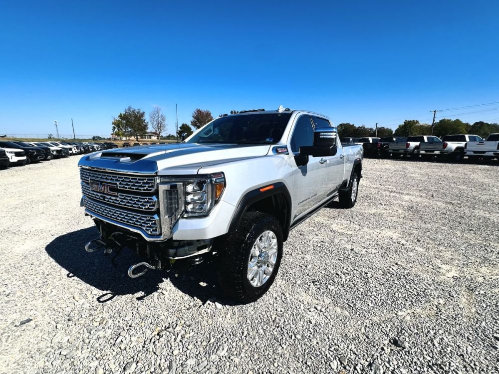 2022 GMC Sierra 2500HD Denali 4X4 - CLEAR TITLE - GOOD AIRBAGS - photo 2