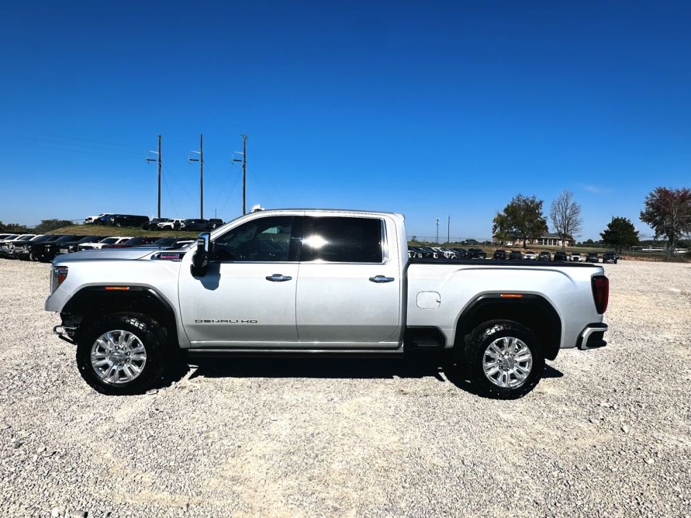 2022 GMC Sierra 2500HD Denali 4X4 - CLEAR TITLE - GOOD AIRBAGS - photo 4
