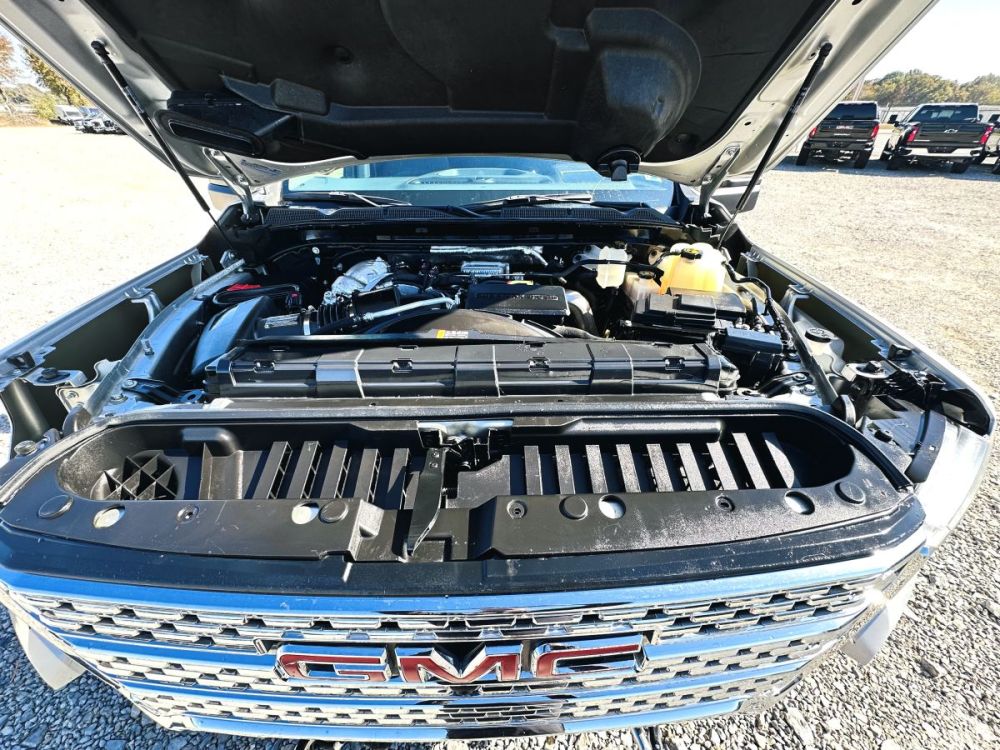2022 GMC Sierra 2500HD Denali 4X4 - CLEAR TITLE - GOOD AIRBAGS - photo 14
