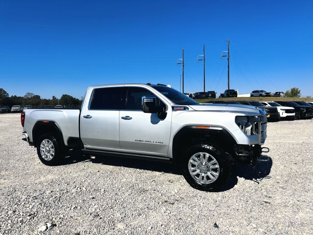 2022 GMC Sierra 2500HD Denali 4X4 - CLEAR TITLE - GOOD AIRBAGS - photo 9