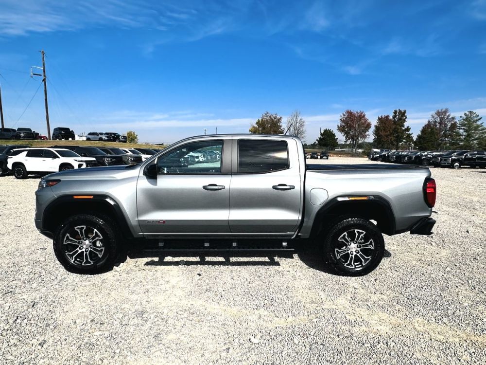 2023 GMC Canyon AT4 - photo 3