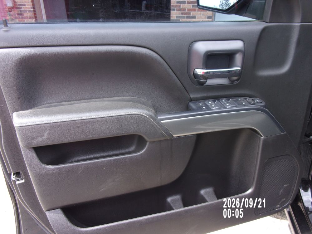 2018 Chevrolet Chevrolet Silverado Crew 4x4 LT - photo 16