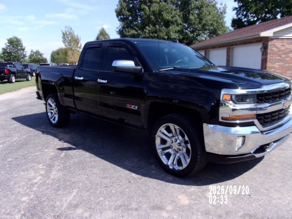 2017 Chevrolet Chervrolet Silverado Double Cab 4x4 LT - photo 3