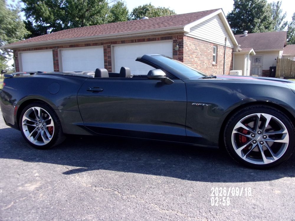 2017 Chevrolet Camaro SS Convertible 50th Anniversary - photo 2