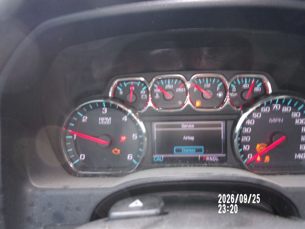 2017 Chevrolet Chevrolet Silverado Crew 4x4 LT - photo 16