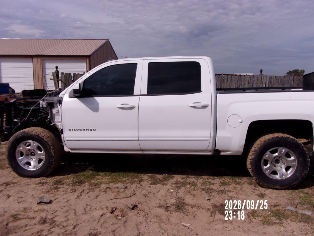 2017 Chevrolet Chevrolet Silverado Crew 4x4 LT - photo 8