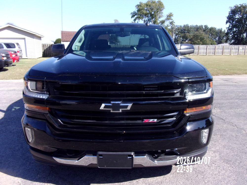 2018 Chevrolet Chevrolet Silverado Crew 4x4 LT - photo 2