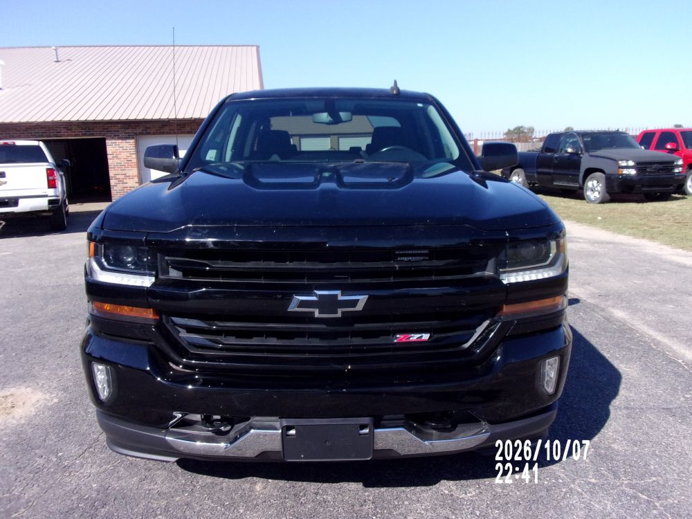 2018 Chevrolet Chevrolet Silverado Crew 4x4 LT - photo 3