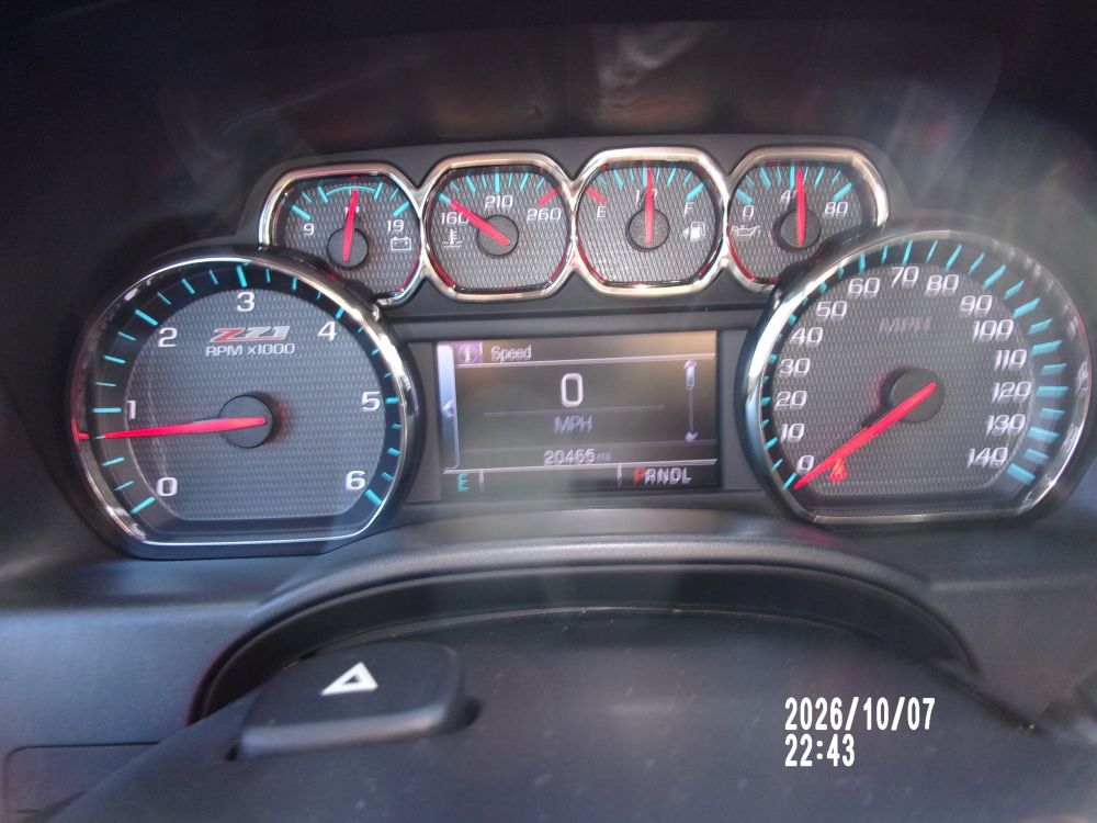 2018 Chevrolet Chevrolet Silverado Crew 4x4 LT - photo 23