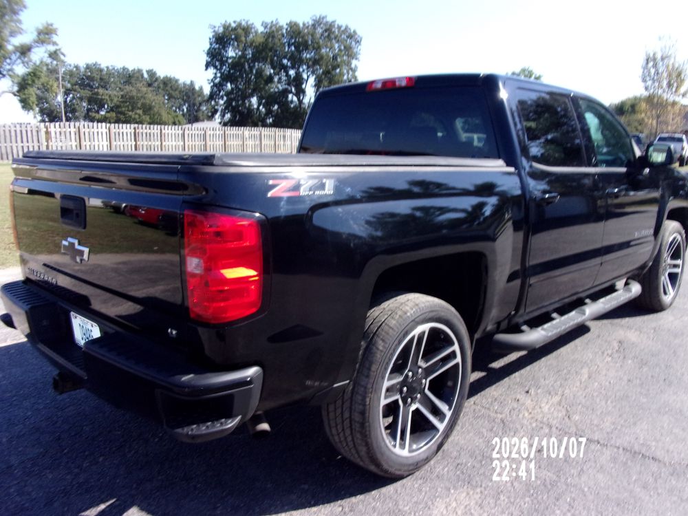 2018 Chevrolet Chevrolet Silverado Crew 4x4 LT - photo 7