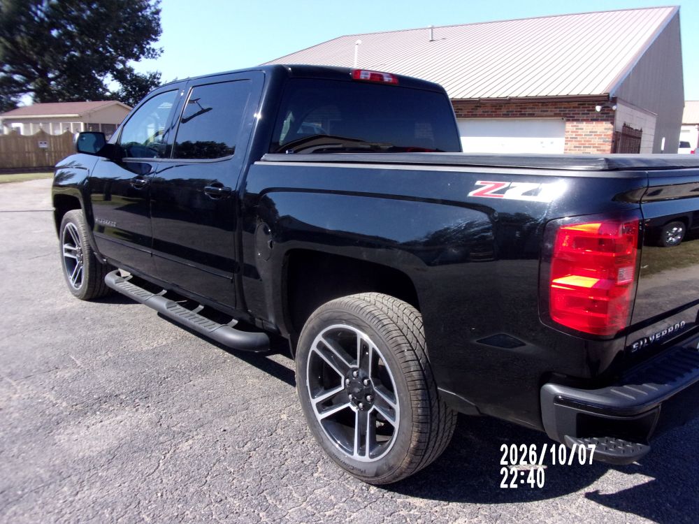 2018 Chevrolet Chevrolet Silverado Crew 4x4 LT - photo 10