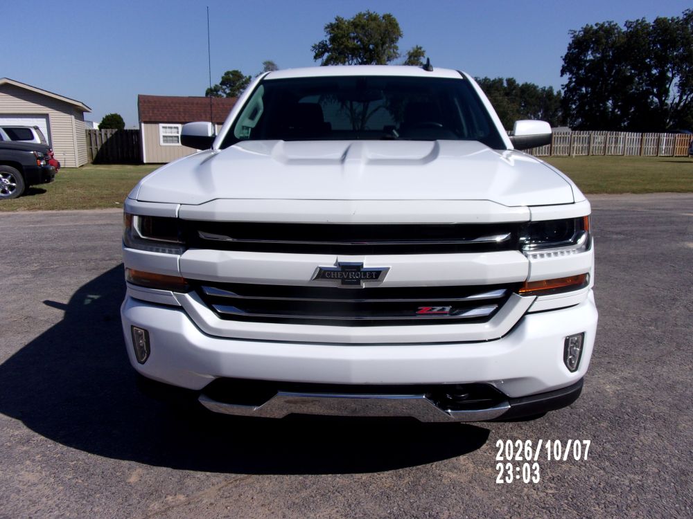 2018 Chevrolet Chevrolet Silverado Crew 4x4 LT - photo 2
