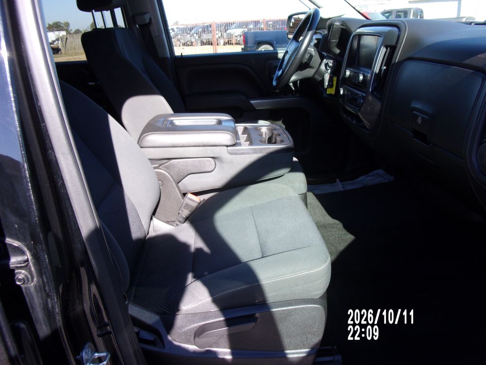 2017 Chevrolet Chevrolet Silverado Crew 4x4 LT - photo 12