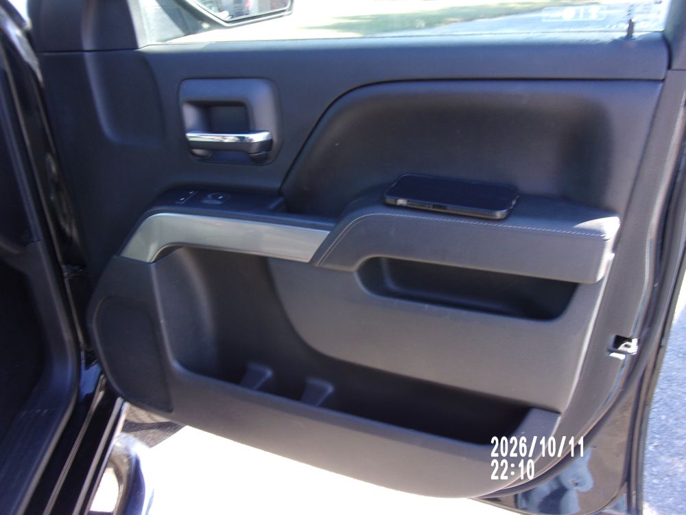 2017 Chevrolet Chevrolet Silverado Crew 4x4 LT - photo 15