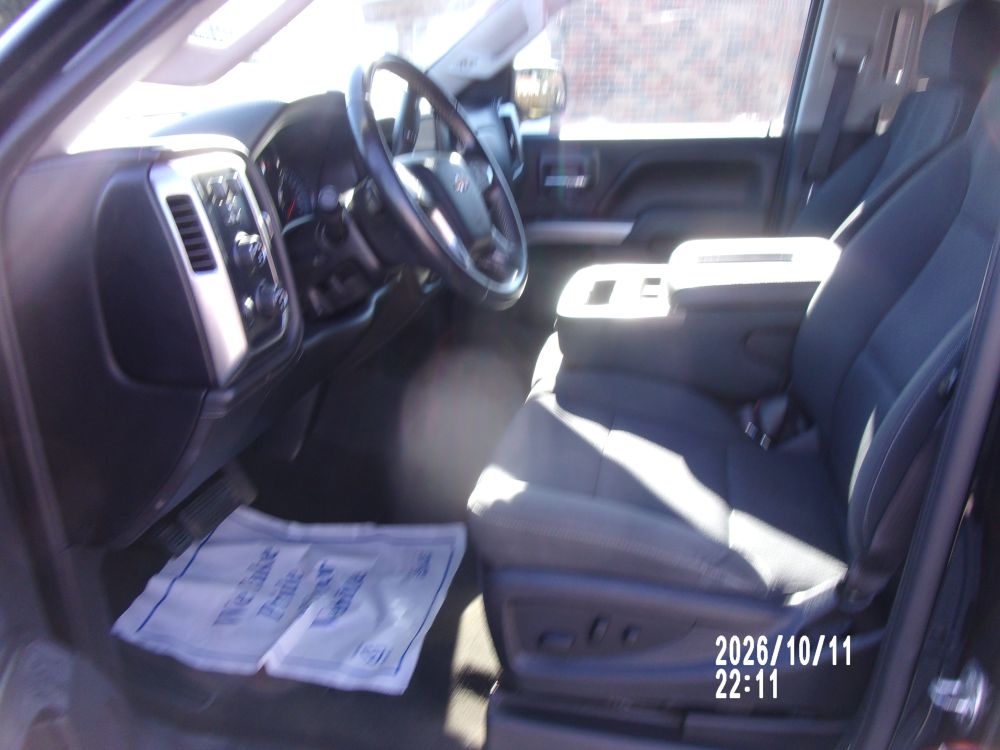 2017 Chevrolet Chevrolet Silverado Crew 4x4 LT - photo 16