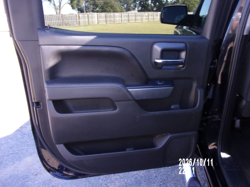 2017 Chevrolet Chevrolet Silverado Crew 4x4 LT - photo 17