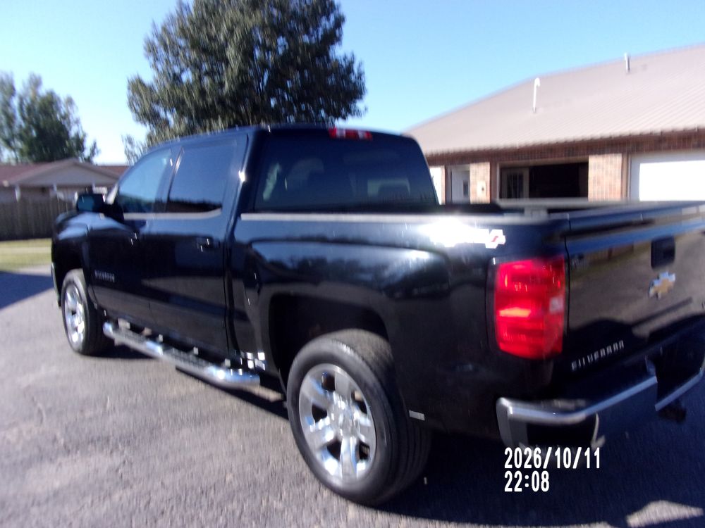 2017 Chevrolet Chevrolet Silverado Crew 4x4 LT - photo 8