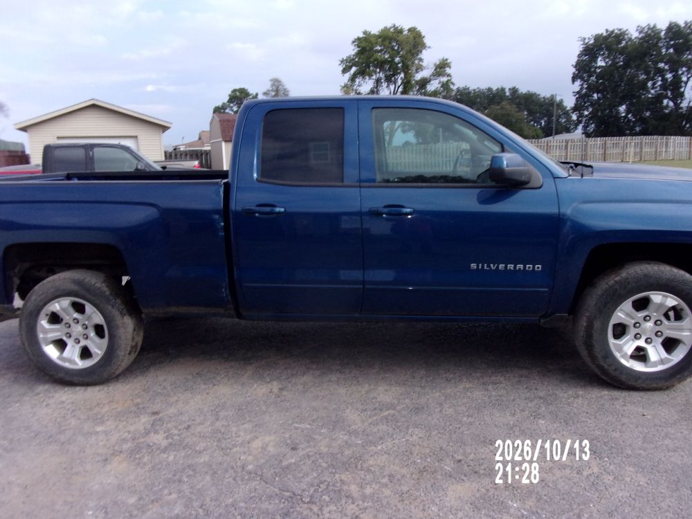 2017 Chevrolet Chevrolet Silverado Double Cab 4x4 - photo 4