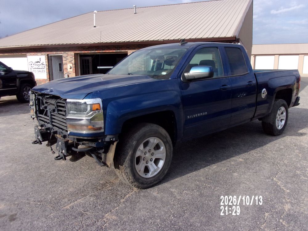 2017 Chevrolet Chevrolet Silverado Double Cab 4x4 - photo 9