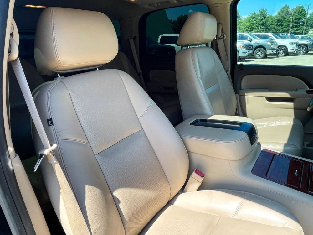 2013 Chevrolet Tahoe LTZ 4x4 - photo 10