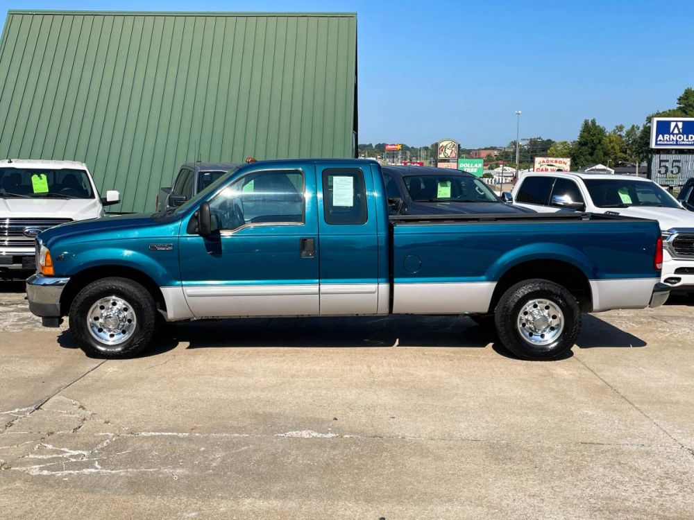 2001 Ford F-250 Super Duty XLT - photo 3