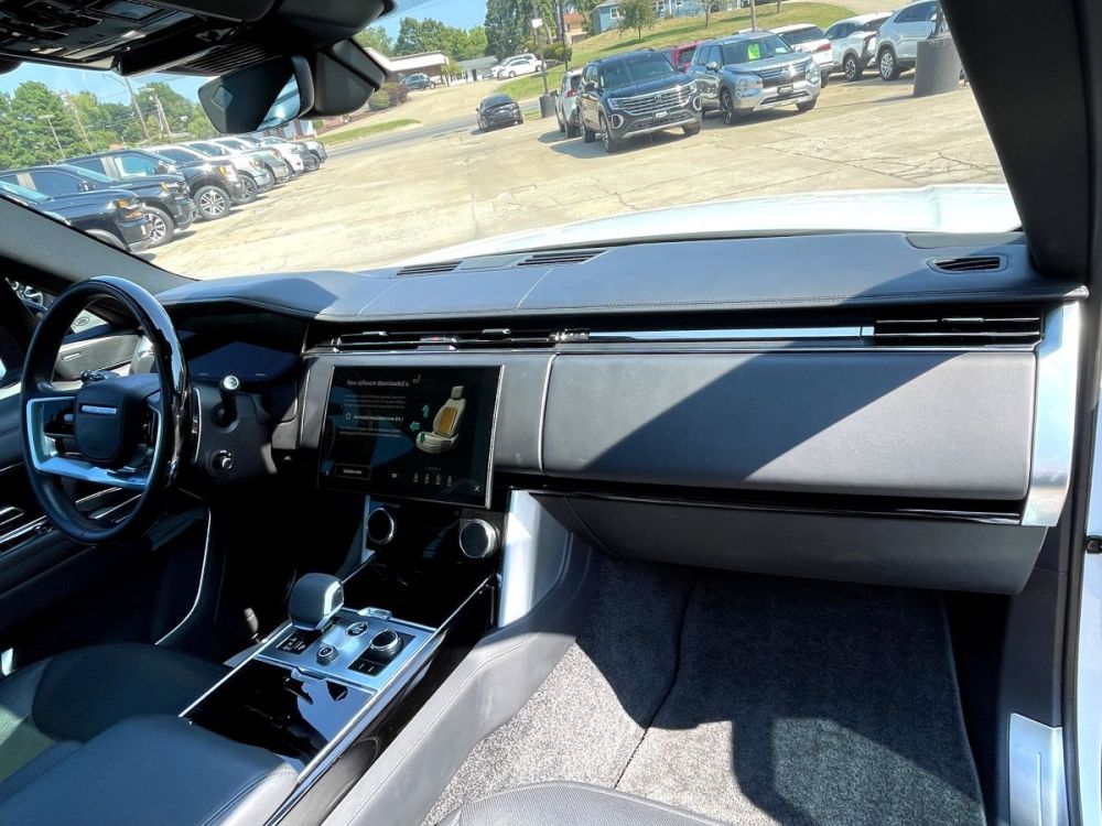 2023 Land Rover Range Rover - photo 9