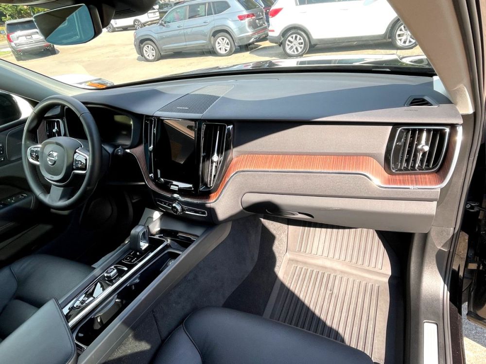 2024 Volvo XC60 - photo 9