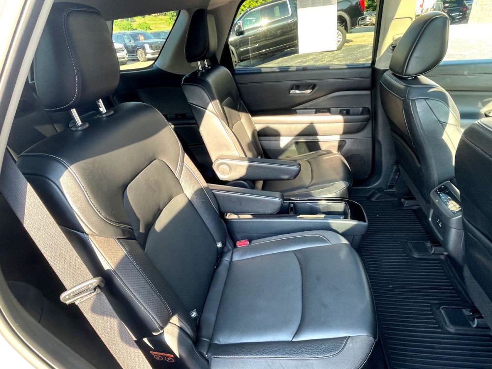 2023 Nissan Pathfinder - photo 13