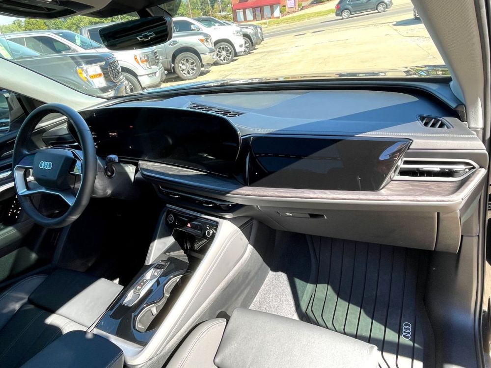 2025 Audi Q5 - photo 9