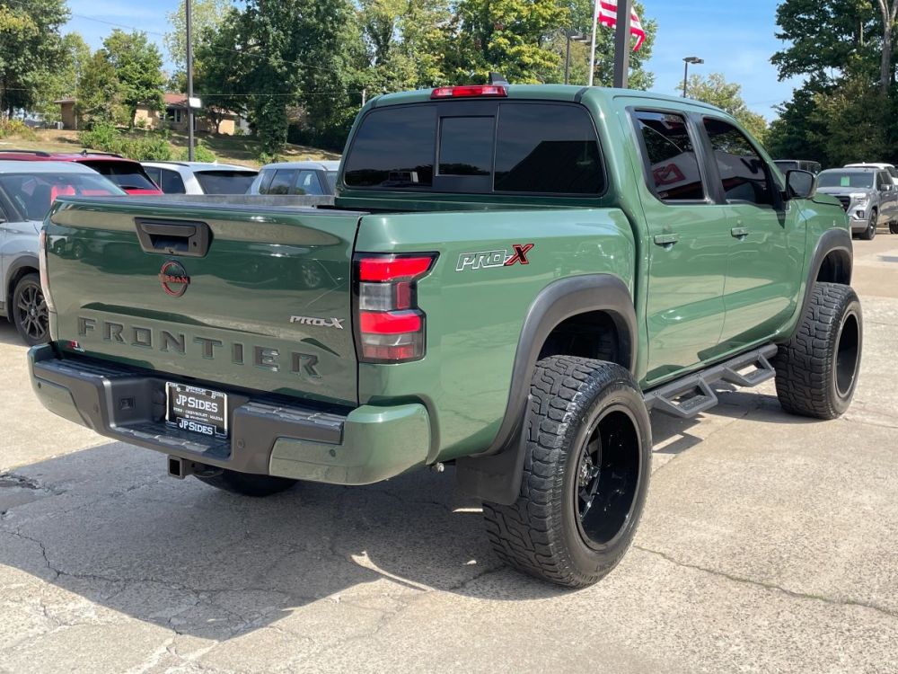 2022 Nissan Frontier - photo 6