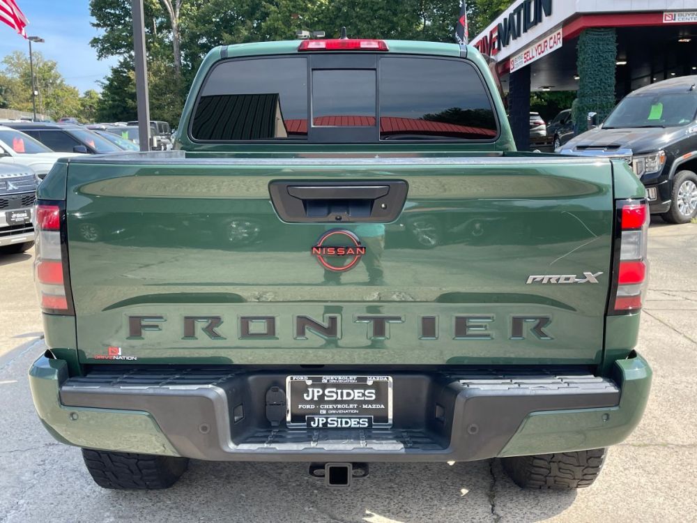 2022 Nissan Frontier - photo 8