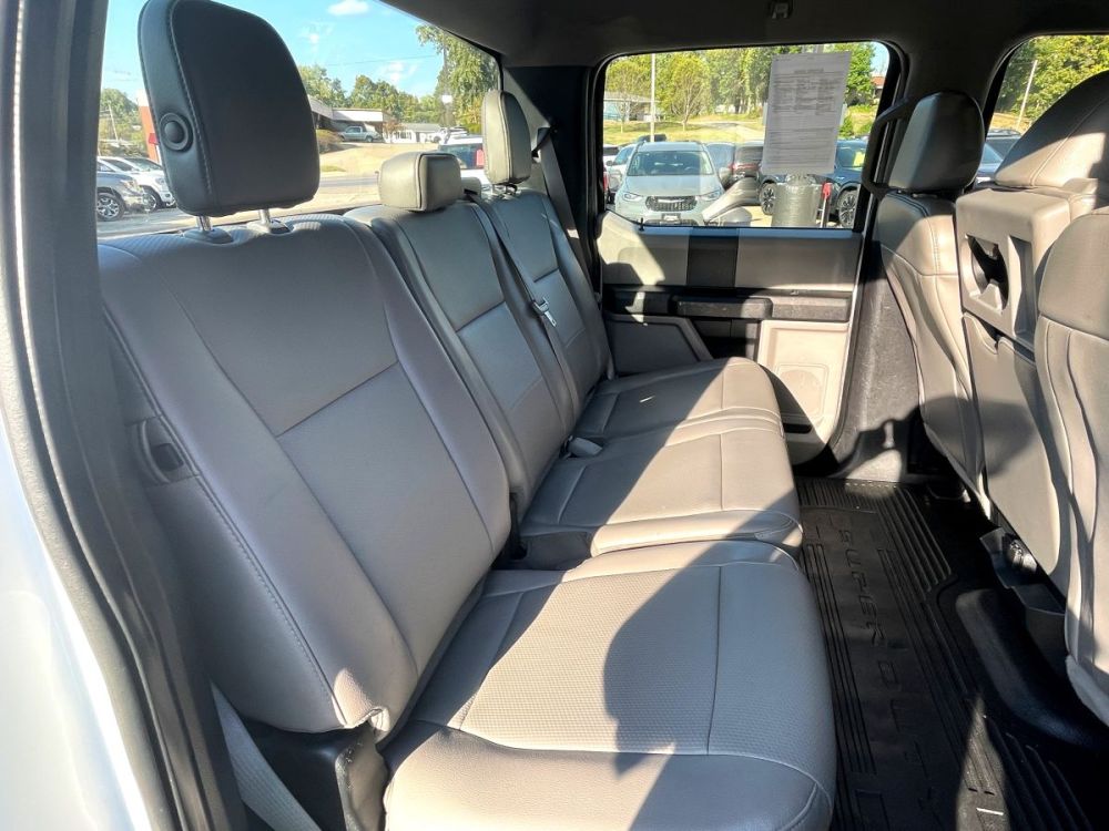 2018 Ford F-450 - photo 13