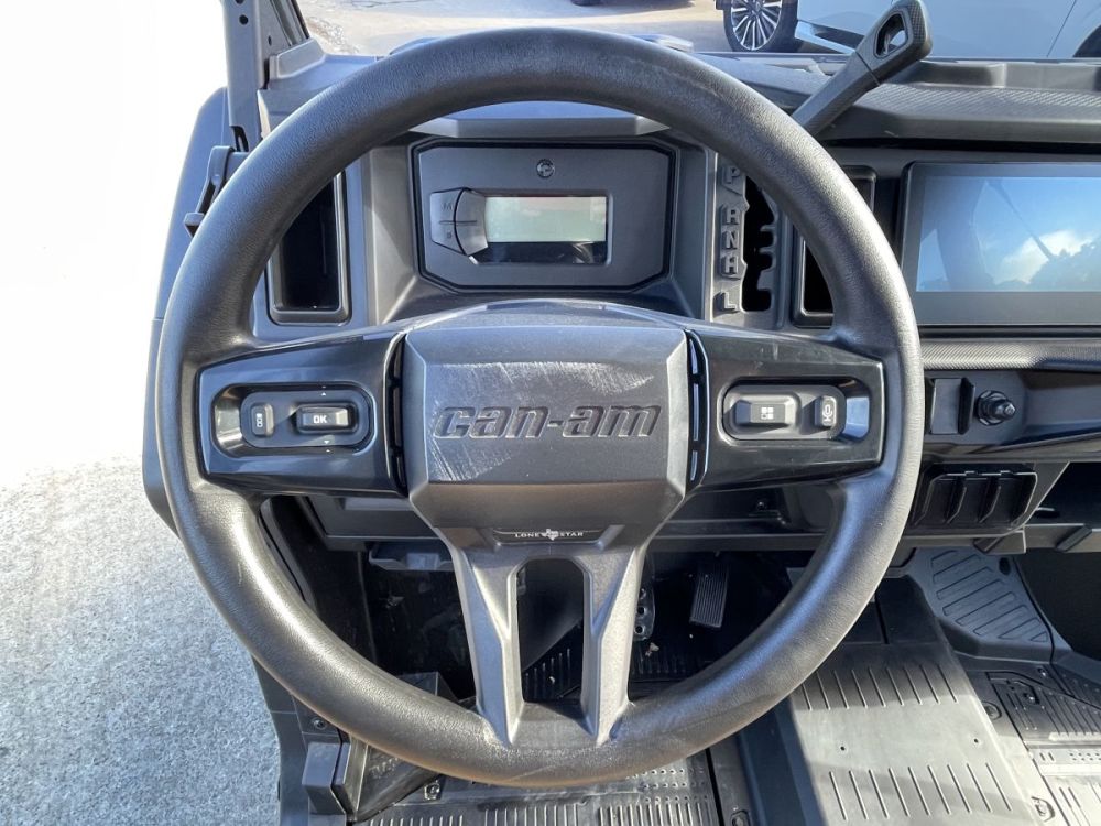 2026 Can-Am Defender - photo 11