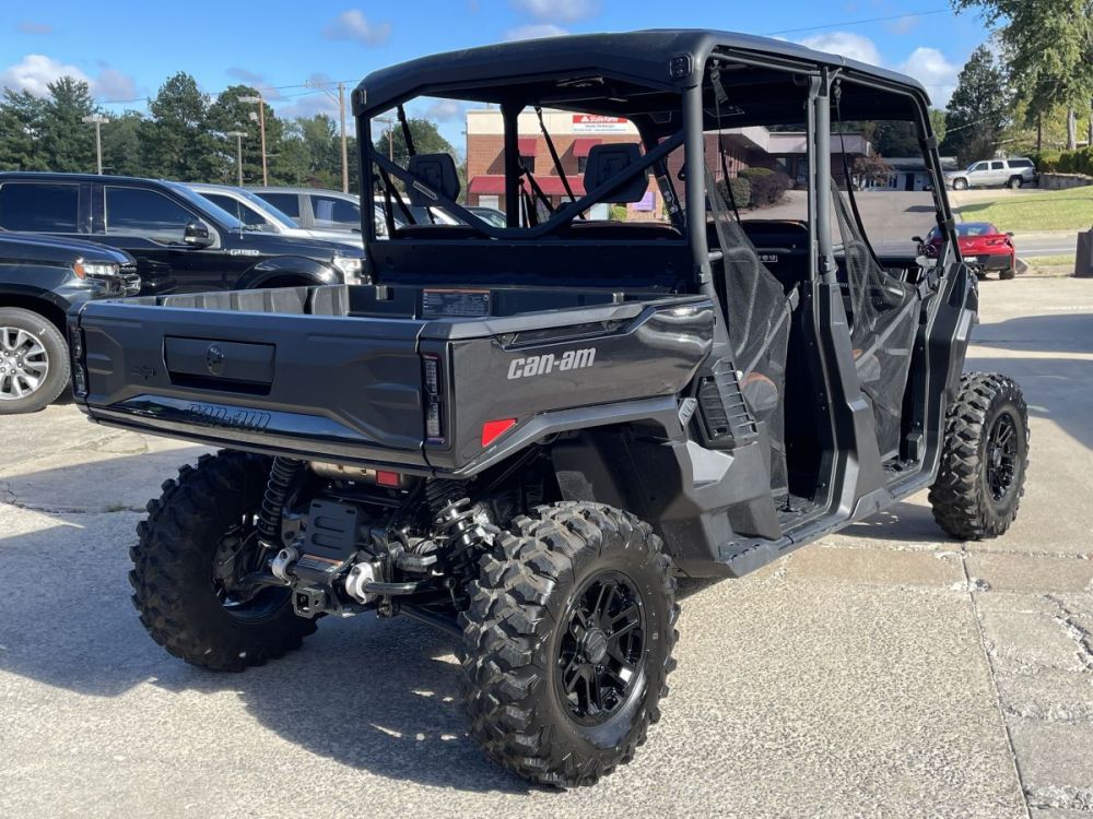 2026 Can-Am Defender - photo 6