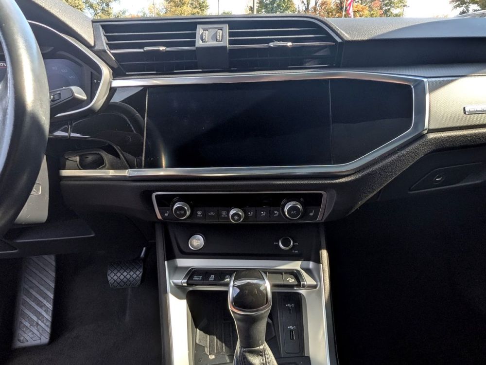 2020 Audi Q3 - photo 12