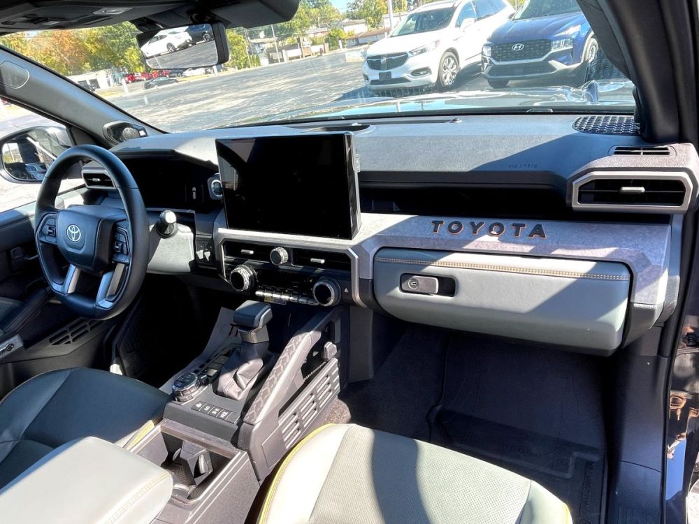 2025 Toyota 4Runner - photo 9