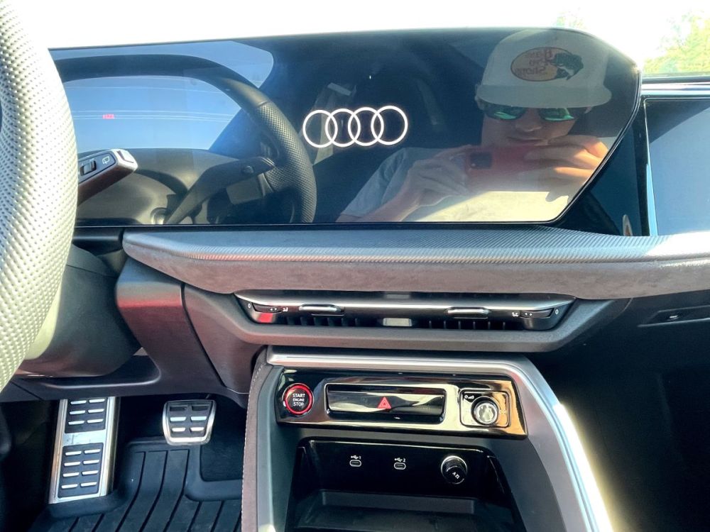 2025 Audi SQ5 - photo 12