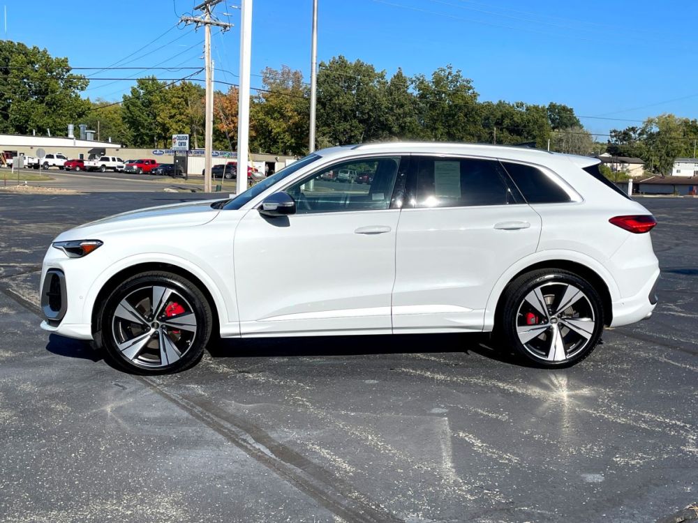 2025 Audi SQ5 - photo 3