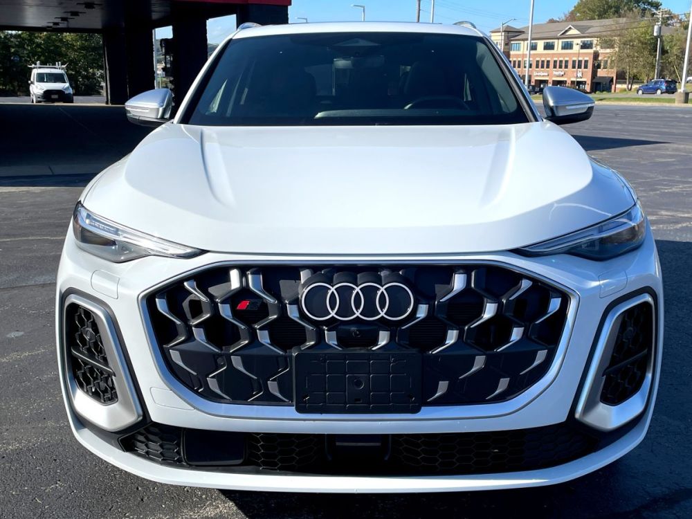 2025 Audi SQ5 - photo 7
