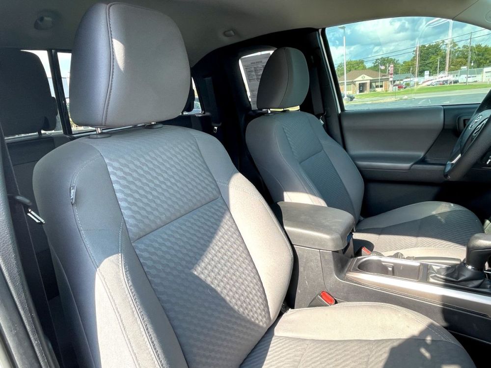 2021 Toyota Tacoma - photo 11