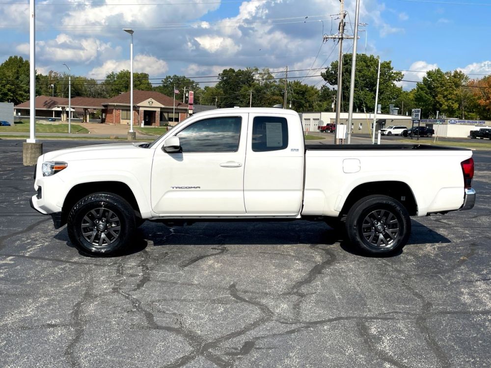 2021 Toyota Tacoma - photo 3