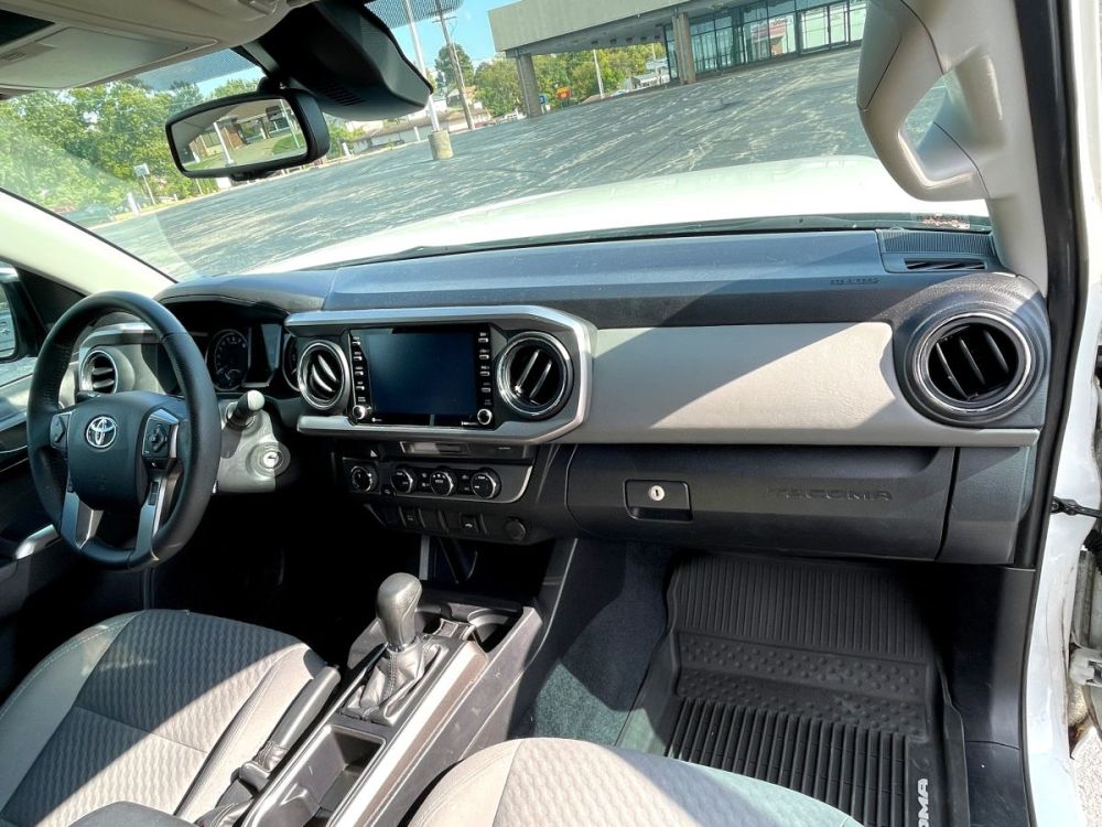 2021 Toyota Tacoma - photo 10
