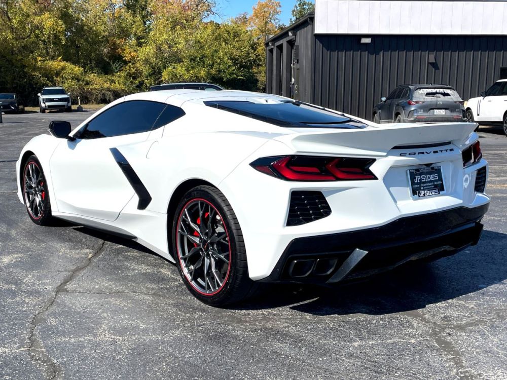 2023 Chevrolet Corvette - photo 5