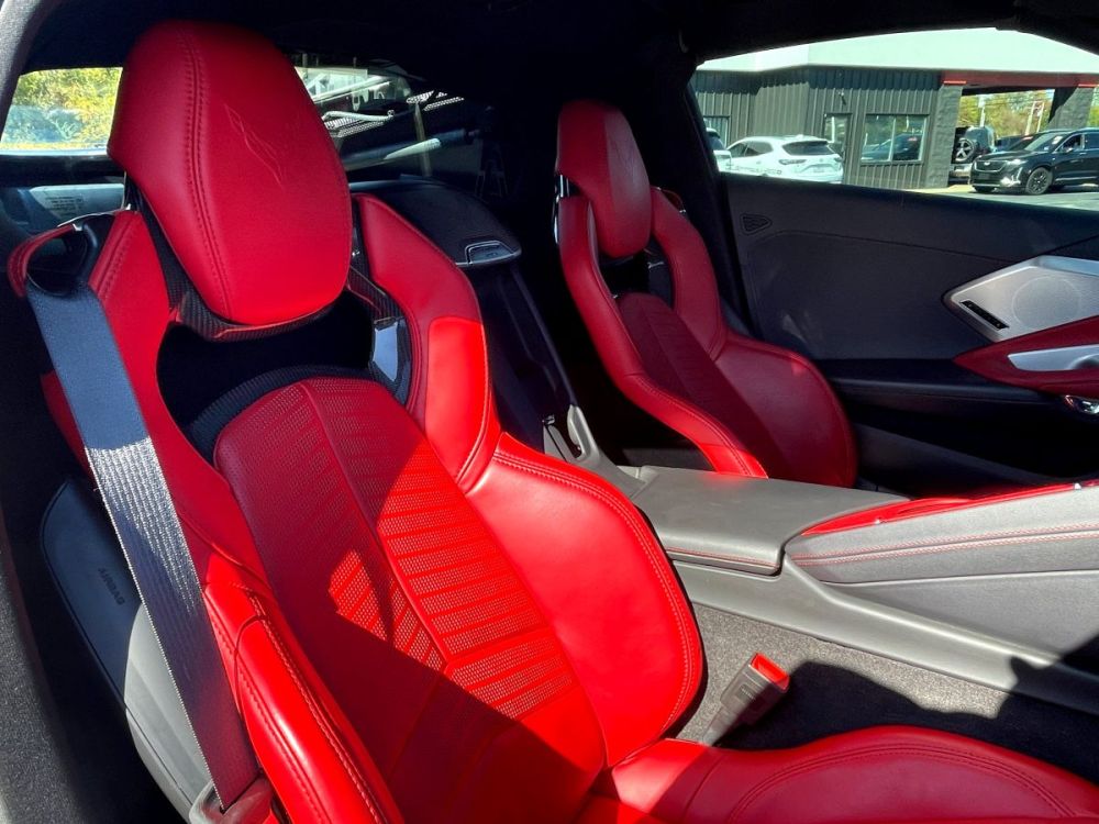 2023 Chevrolet Corvette - photo 10