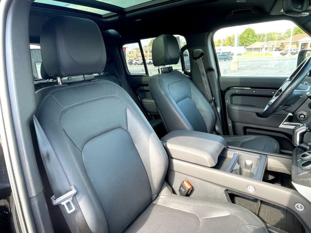 2024 Land Rover Defender - photo 10