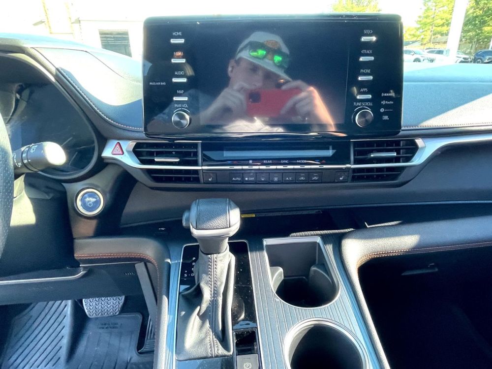2023 Toyota Sienna - photo 12