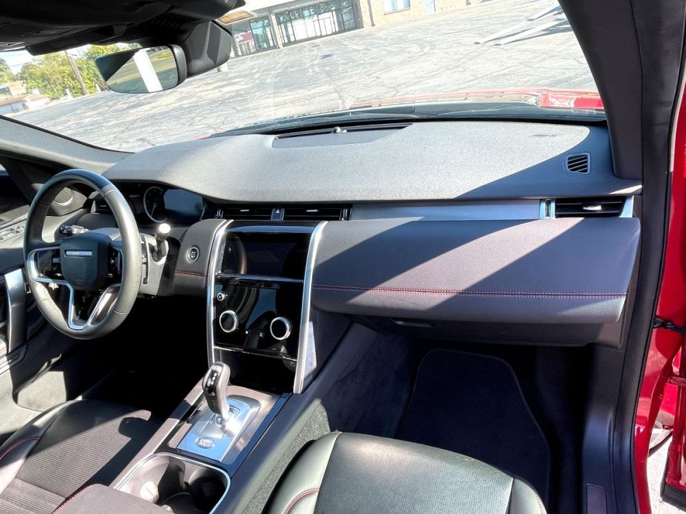 2023 Land Rover Discovery Sport - photo 9