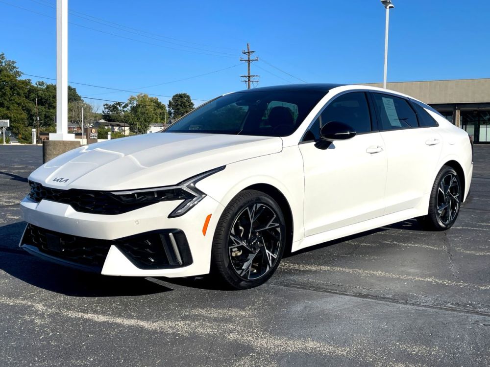 2025 Kia K5 - photo 1
