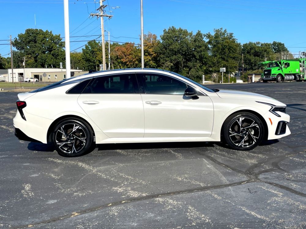 2025 Kia K5 - photo 4